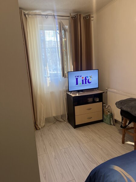 Topotasi, Str. Radu Constantin,