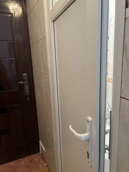 Topotasi, Str. Radu Constantin,