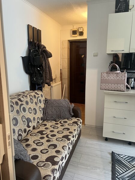 Topotasi, Str. Radu Constantin,