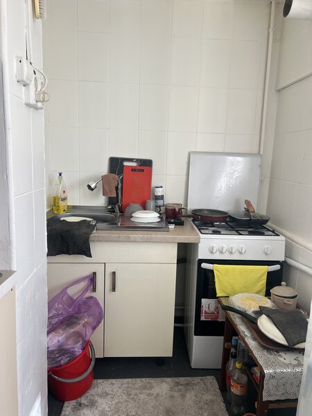 Topotasi, Str. Radu Constantin,